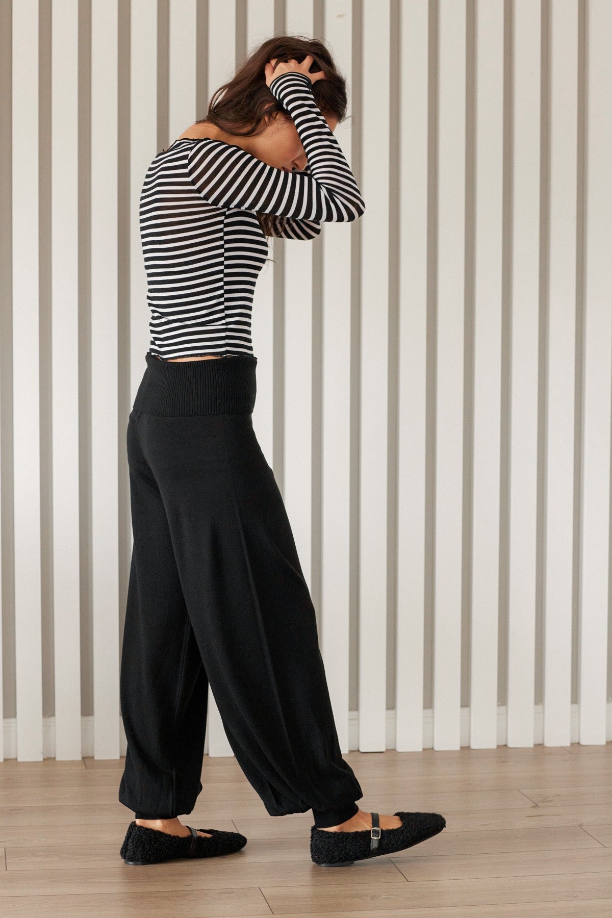 BELİ KATLAMALI TRİKO PANTOLON