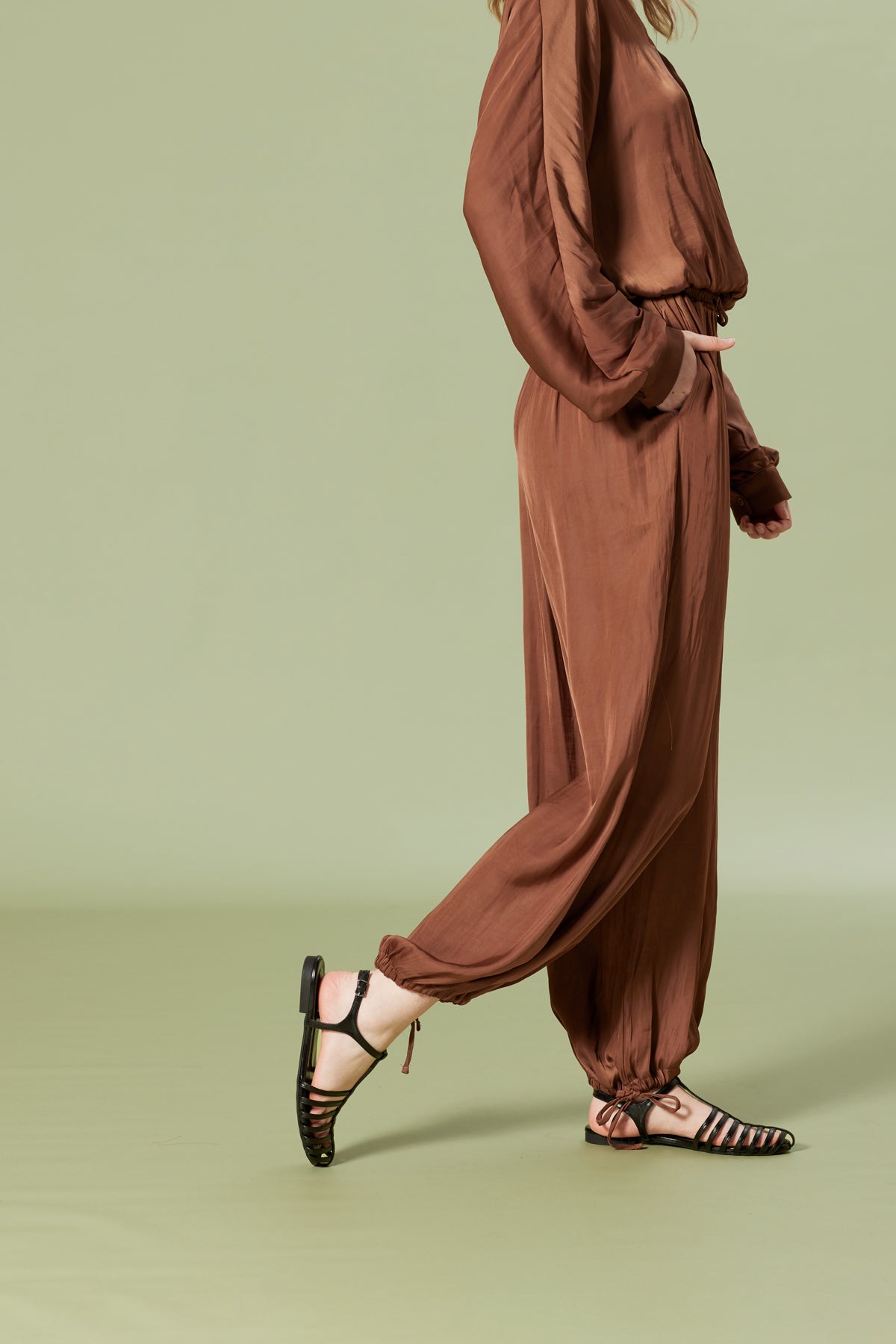 BELİ LASTİKLİ BALON PANTOLON