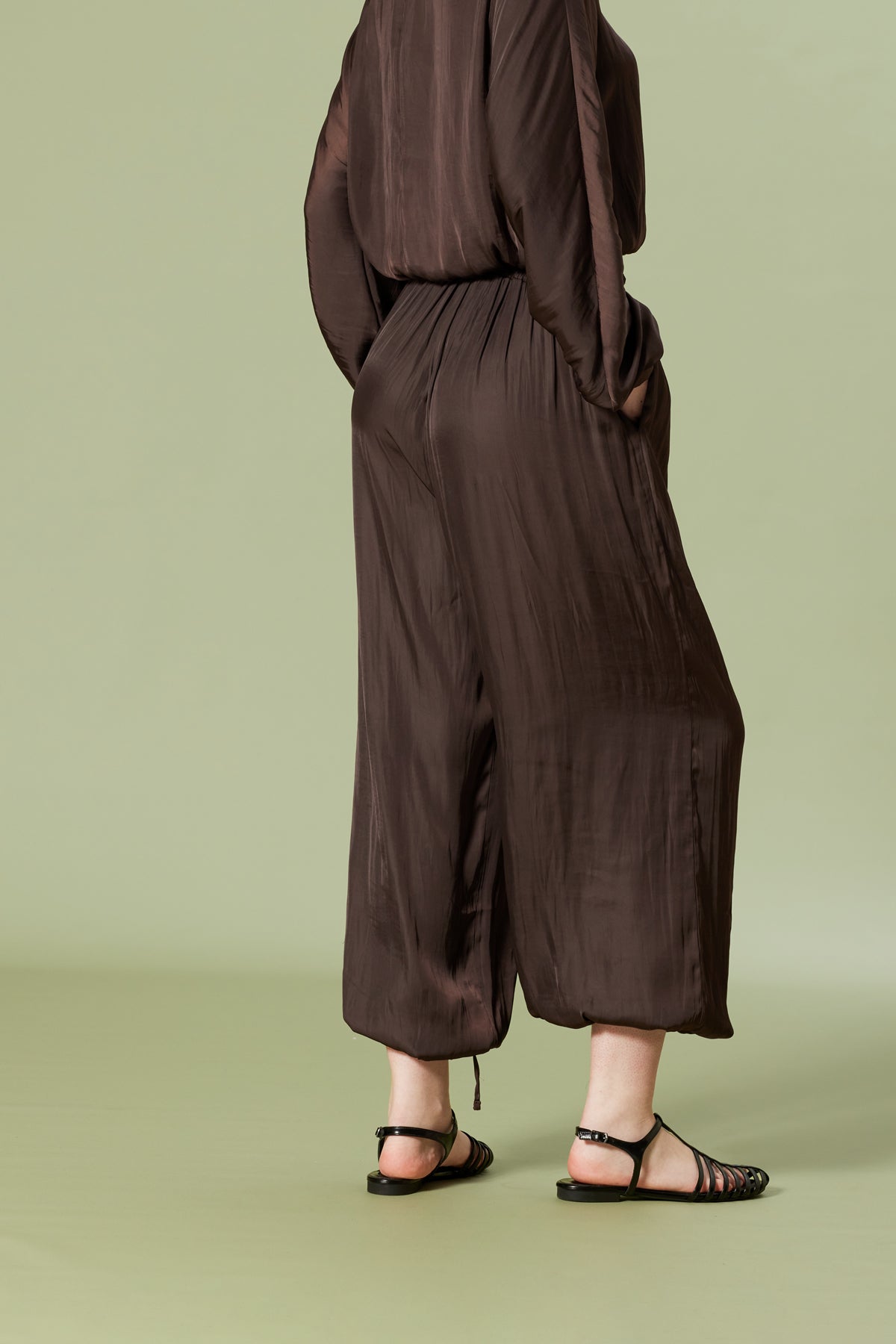BELİ LASTİKLİ BALON PANTOLON