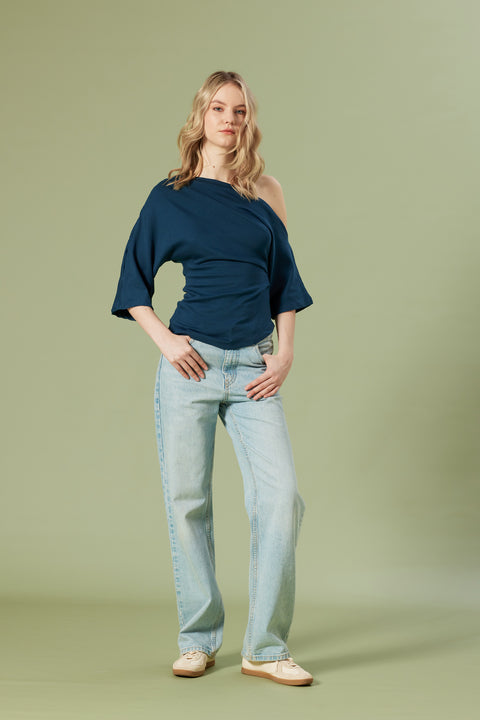 İNDİGO — DRAPE DETAYLI ASİMETRİK TOP