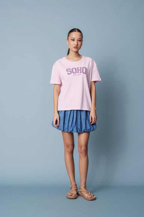 PEMBE — PÖTİKARE YAMA DETAYLI KISA KOLLU T-SHIRT