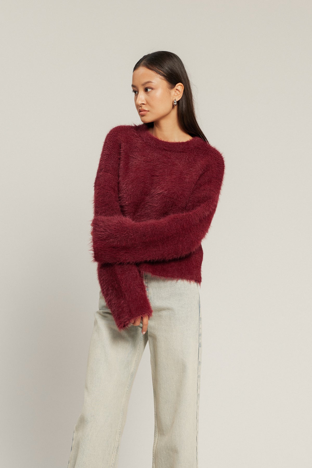 2026 Kış Stil Rehberi: Bordo, Mürdüm ve Vizon ile Dokuların Sanatı