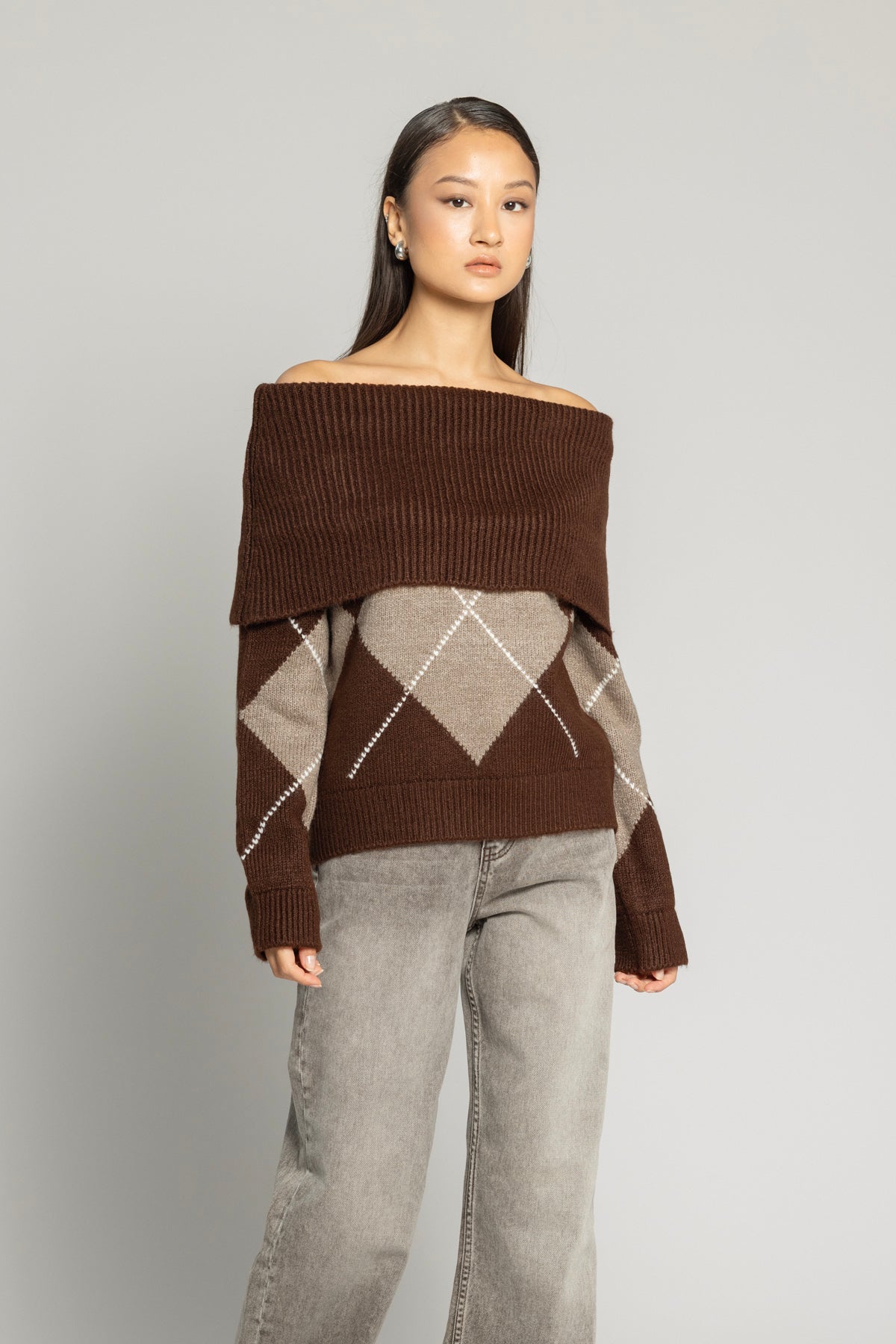 BAKLAVA DESEN MADONNA YAKA KAZAK