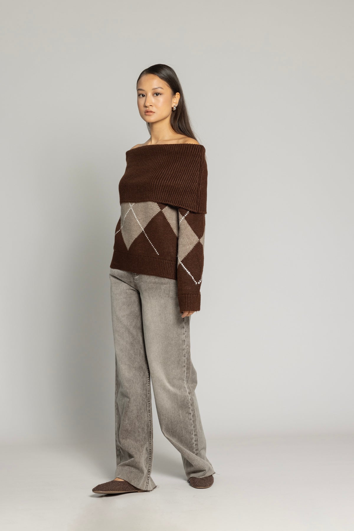 BAKLAVA DESEN MADONNA YAKA KAZAK