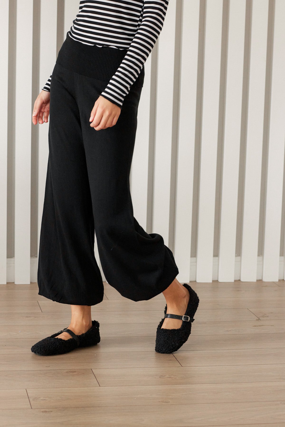 BELİ KATLAMALI TRİKO PANTOLON