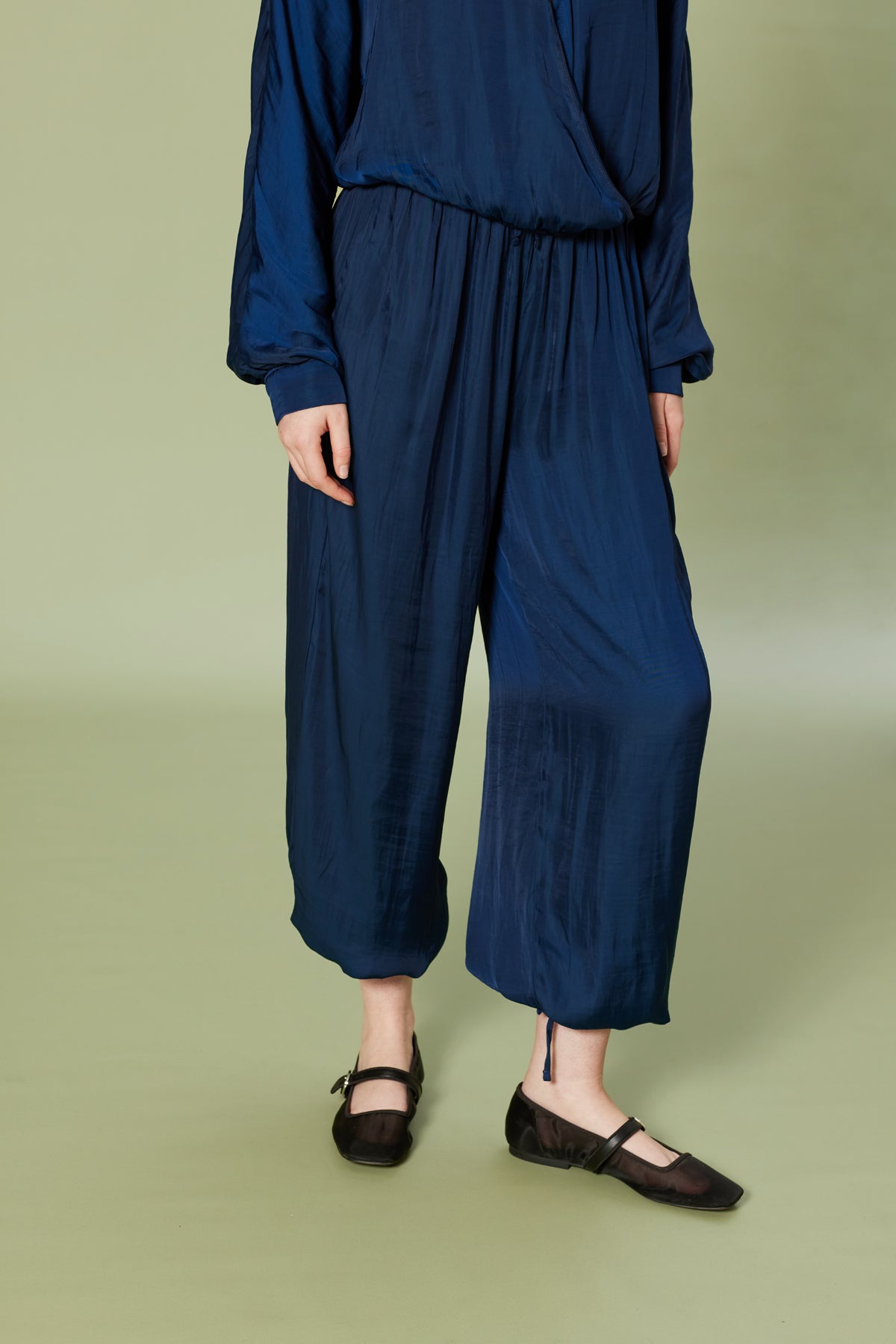 BELİ LASTİKLİ BALON PANTOLON