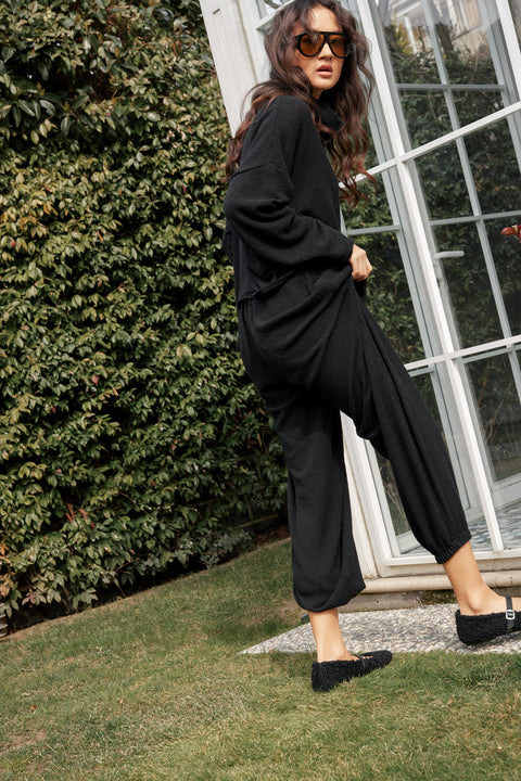SİYAH — BELİ LASTİKLİ BALON PANTOLON