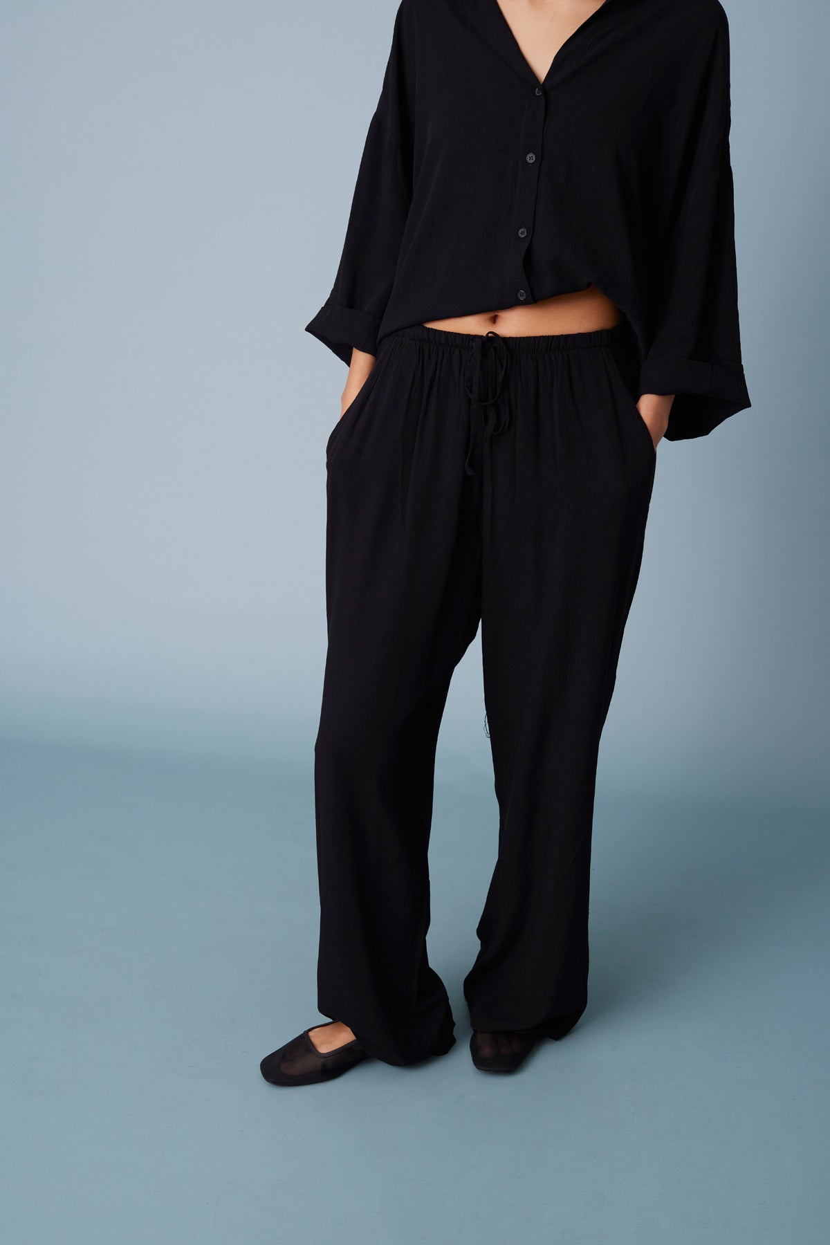 BELİ LASTİKLİ RAHAT PANTOLON