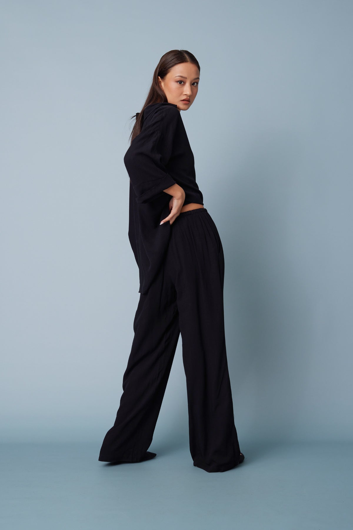 BELİ LASTİKLİ RAHAT PANTOLON