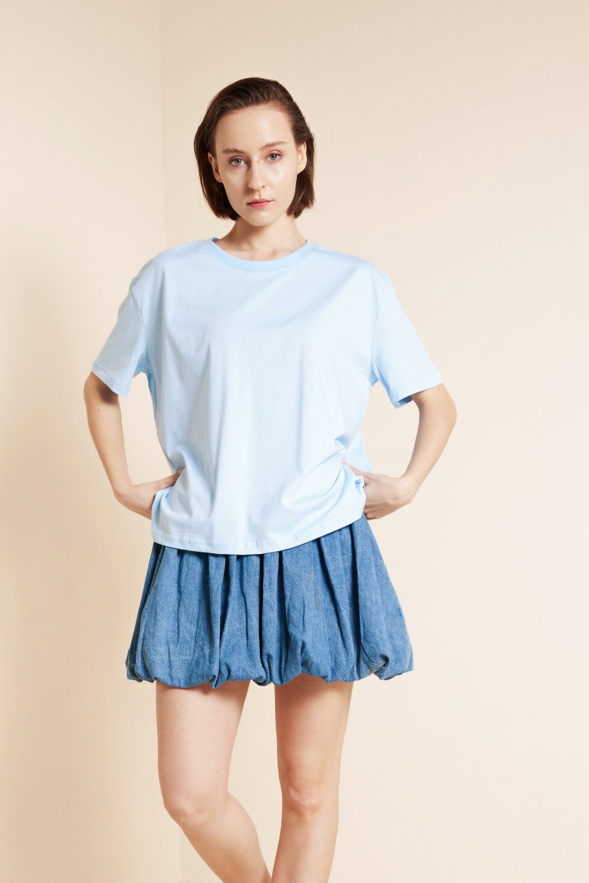 BİSİKLET YAKA KISA KOLLU T-SHIRT