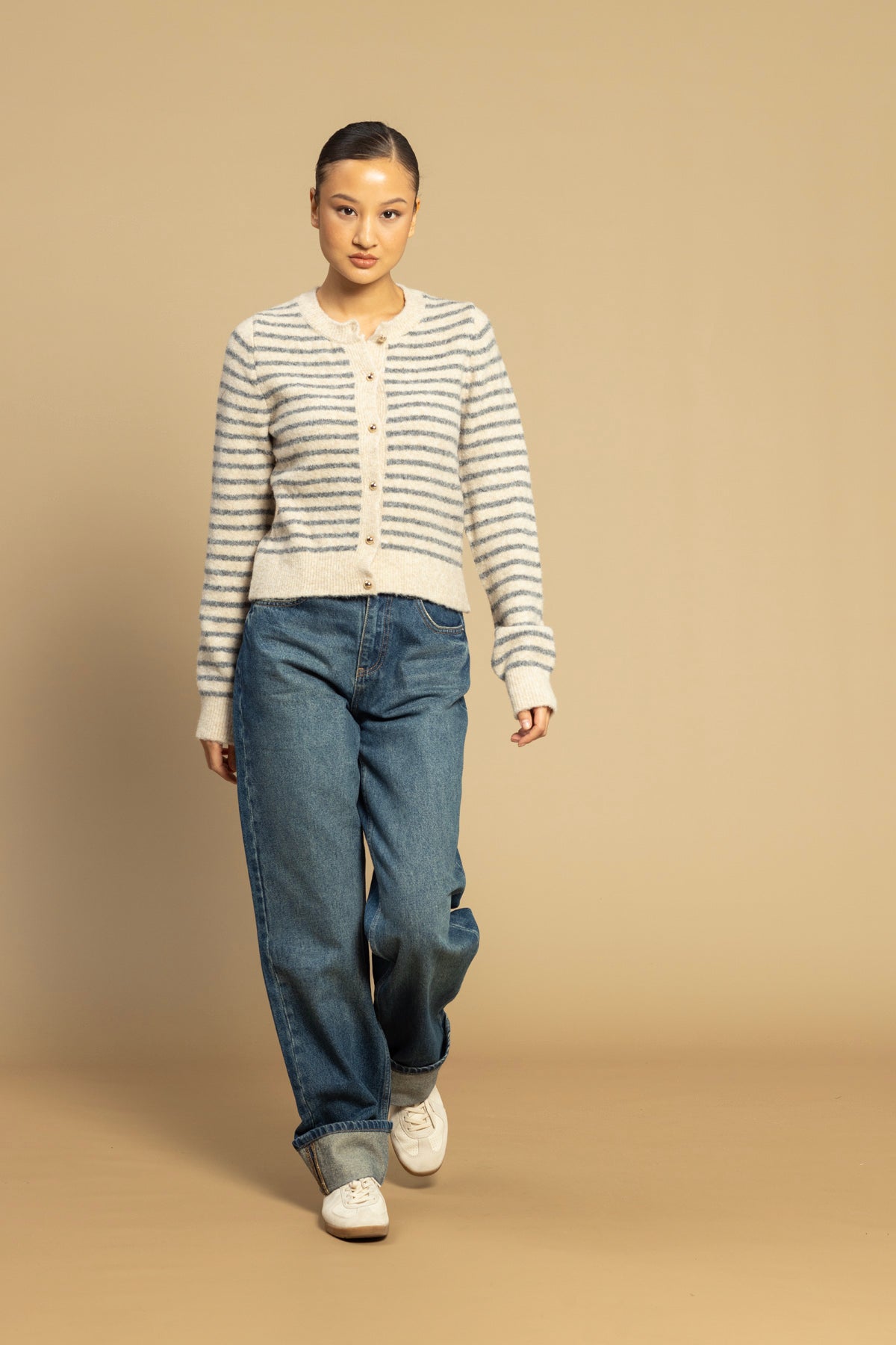 ÇİZGİLİ TRİKO HIRKA