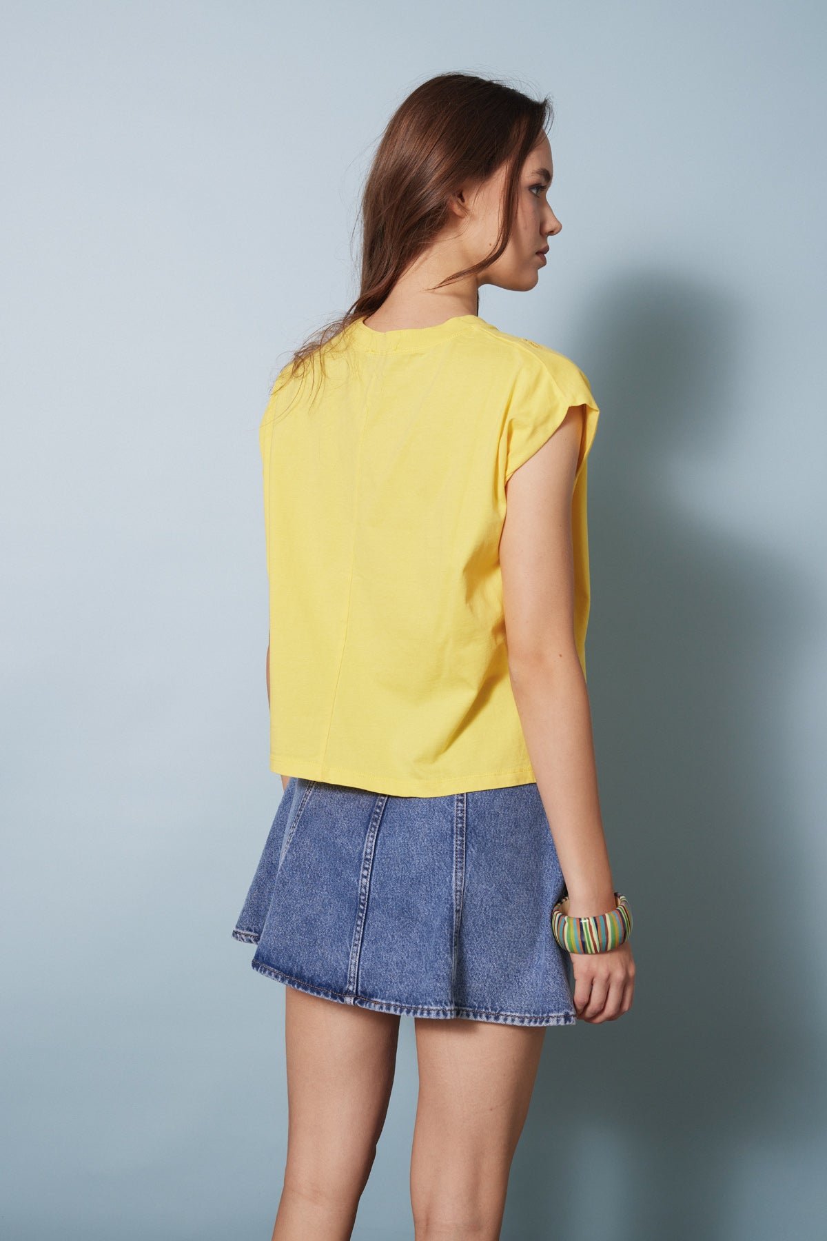 CUTWORK NAKIŞ DETAYLI T-SHIRT