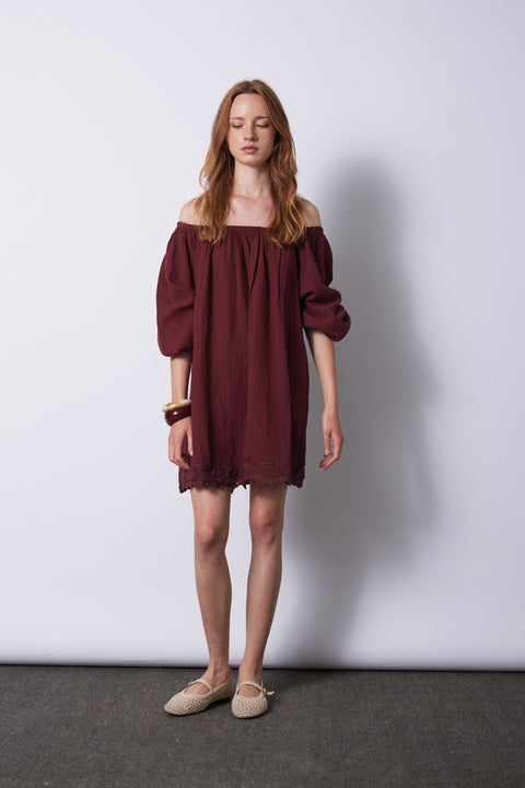 BORDO — DANTEL DETAYLI MADONNA YAKA ELBİSE