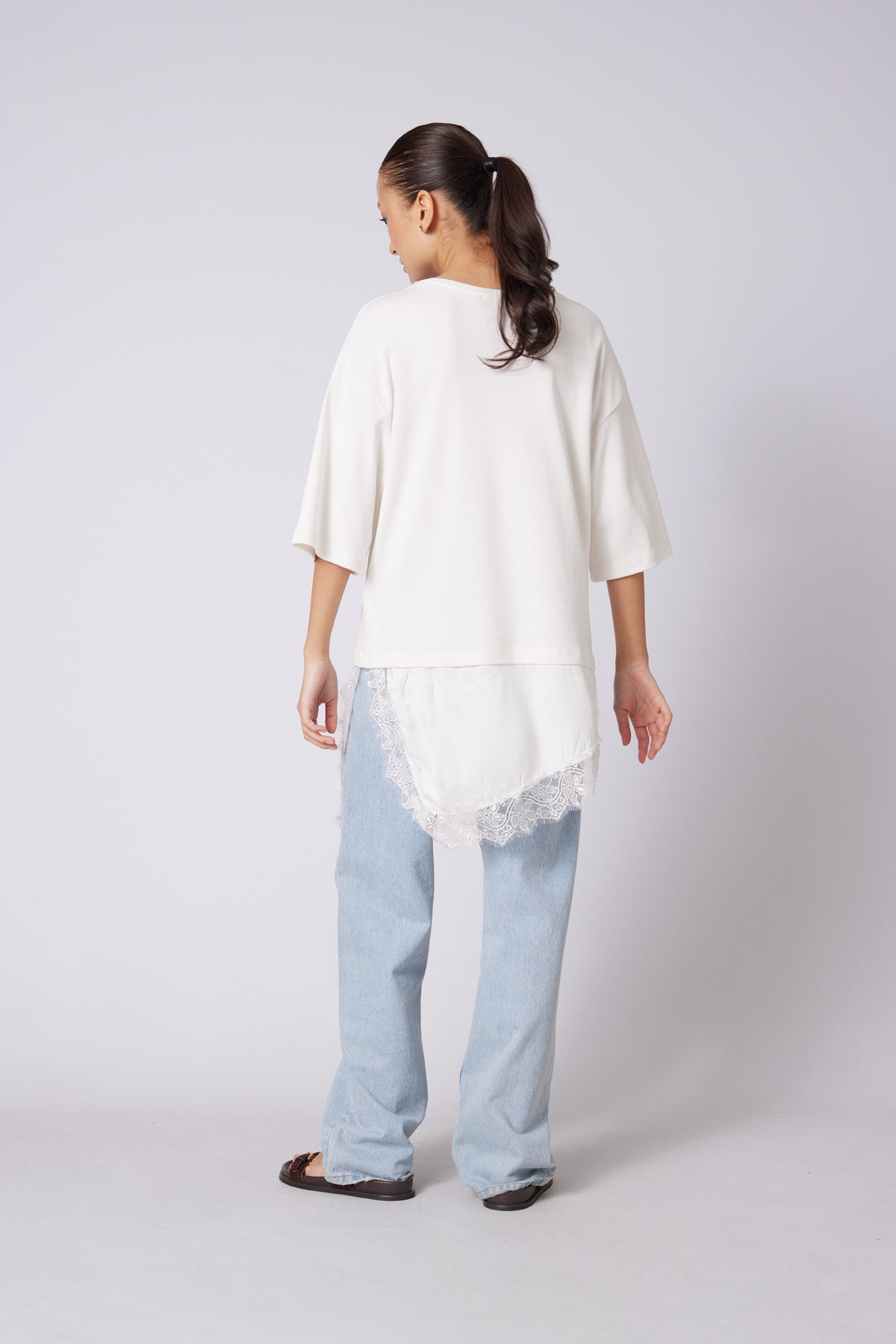 DANTELLİ KOMBİNE T-SHIRT