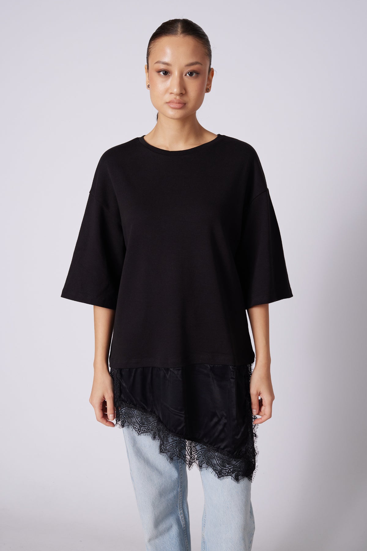 DANTELLİ KOMBİNE T-SHIRT