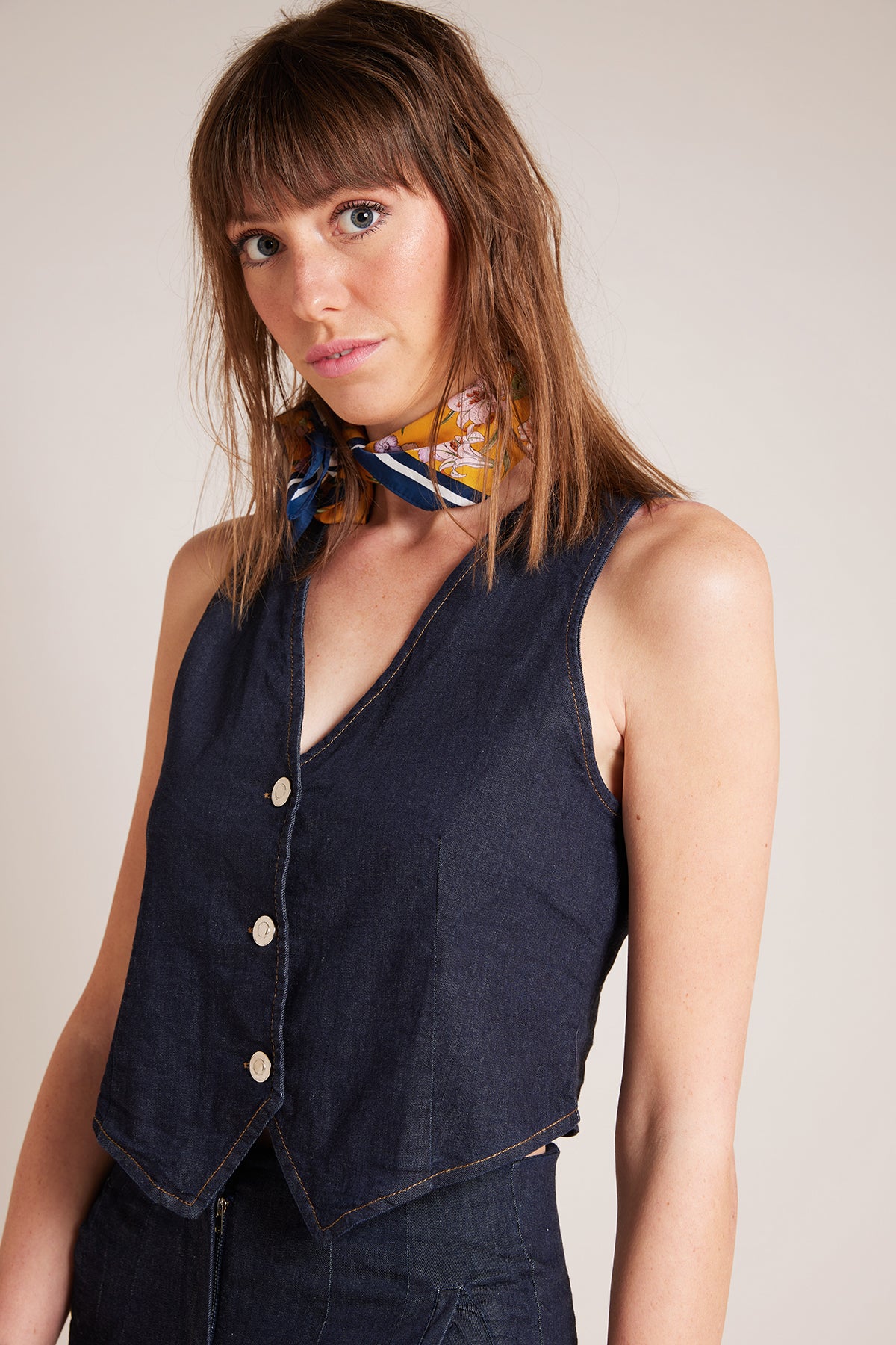 DİKİŞ DETAYLI DENIM YELEK