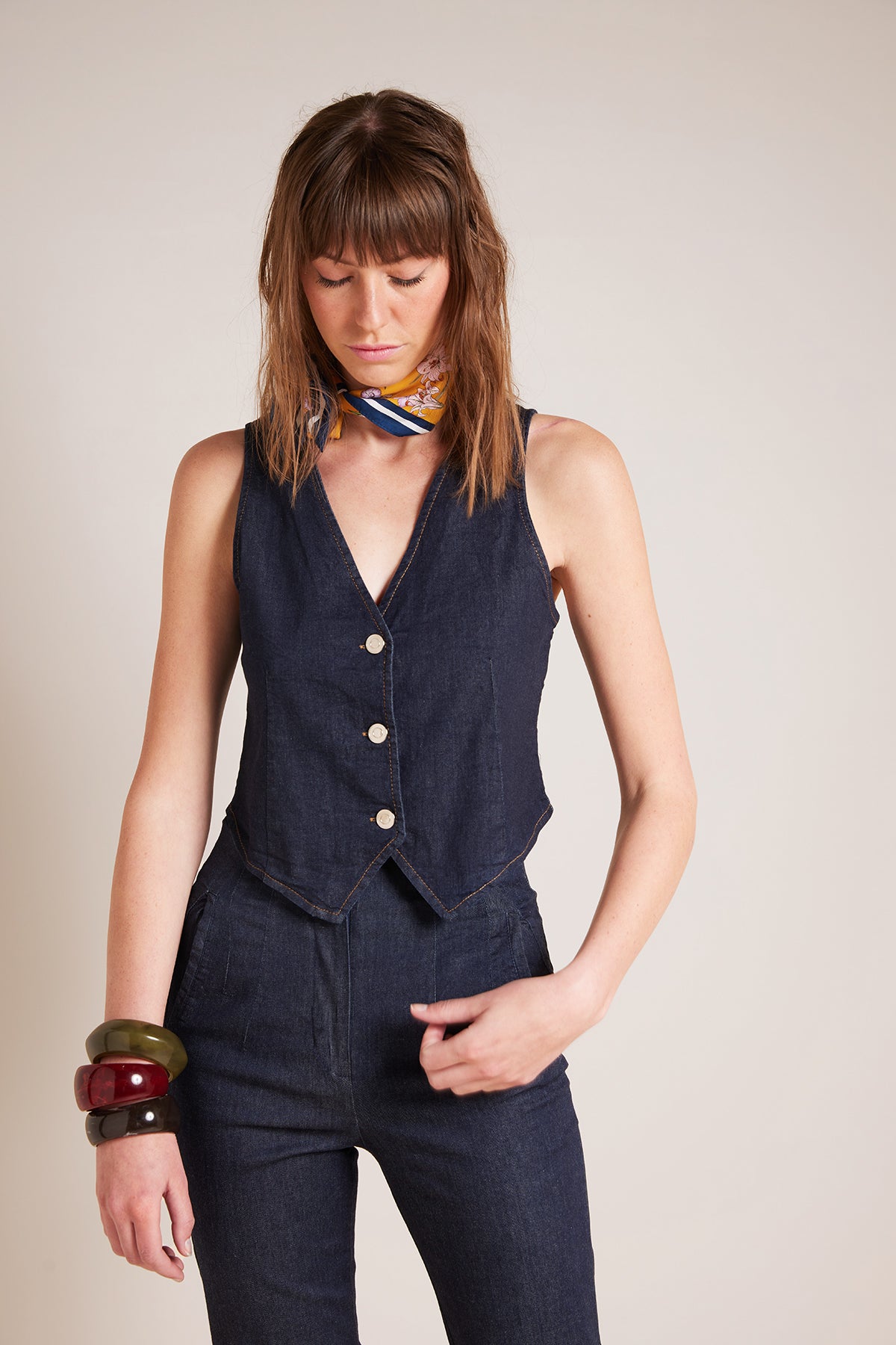 DİKİŞ DETAYLI DENIM YELEK