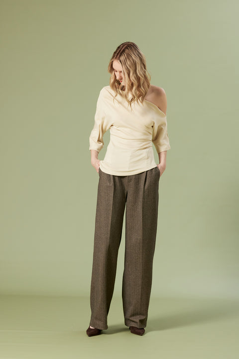 BEJ — DRAPE DETAYLI ASİMETRİK TOP