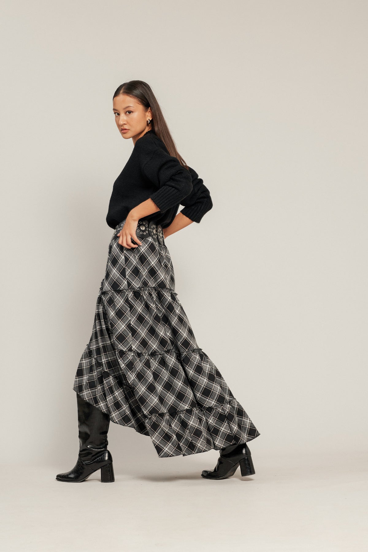 EKOSE DESENLİ ASİMETRİK ETEK