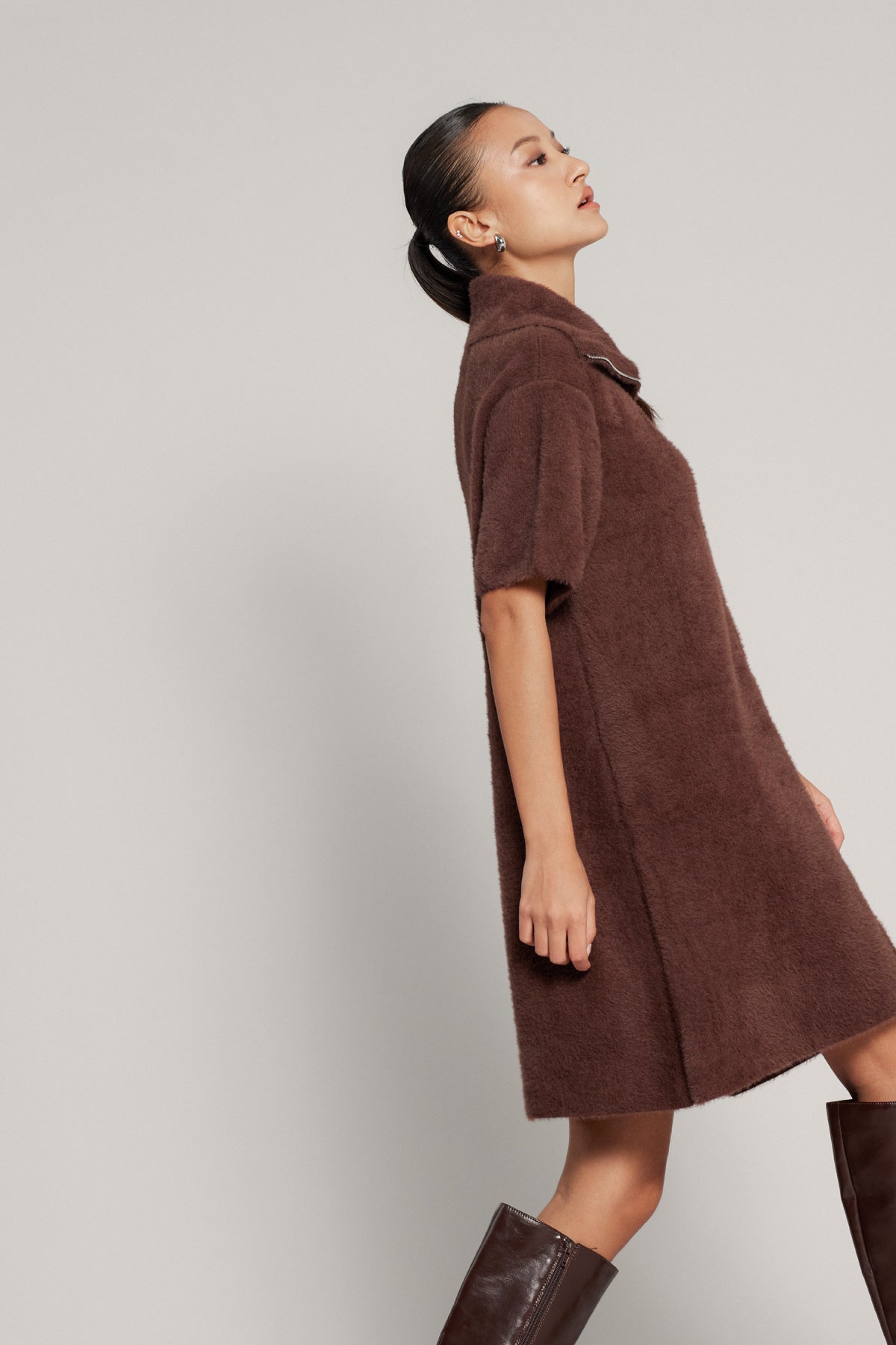 FERMUAR DETAYLI TRİKO ELBİSE