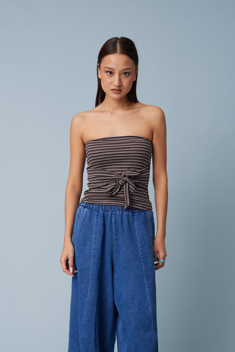 KAHVE — FİYONKLU STRAPLEZ TOP