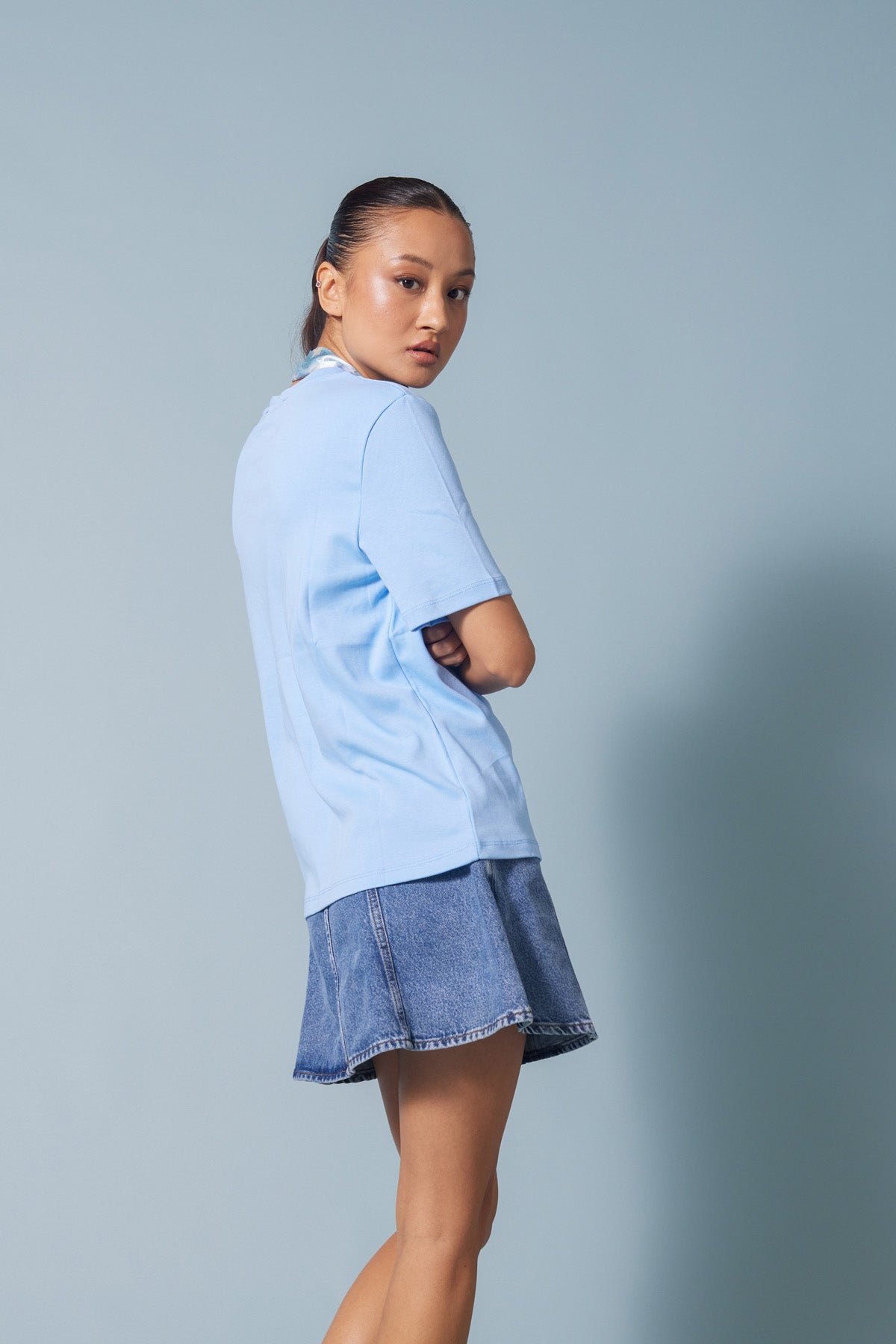 FULARLI BİSİKLET YAKA T-SHIRT