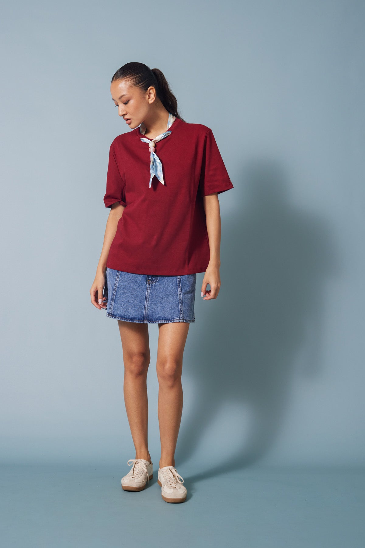 FULARLI BİSİKLET YAKA T-SHIRT