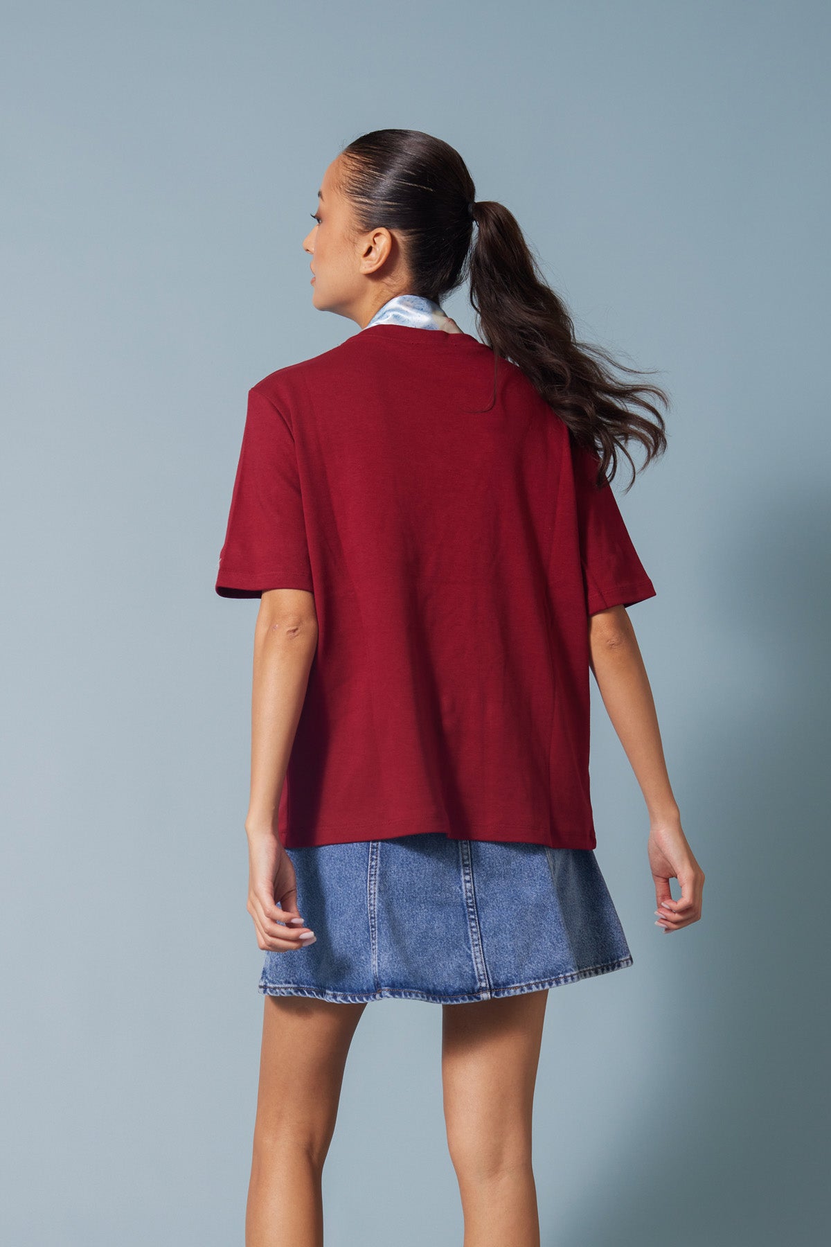 FULARLI BİSİKLET YAKA T-SHIRT