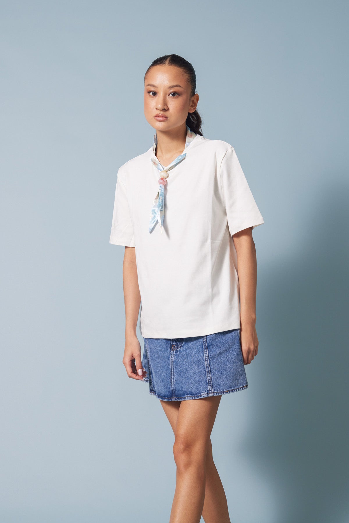 FULARLI BİSİKLET YAKA T-SHIRT