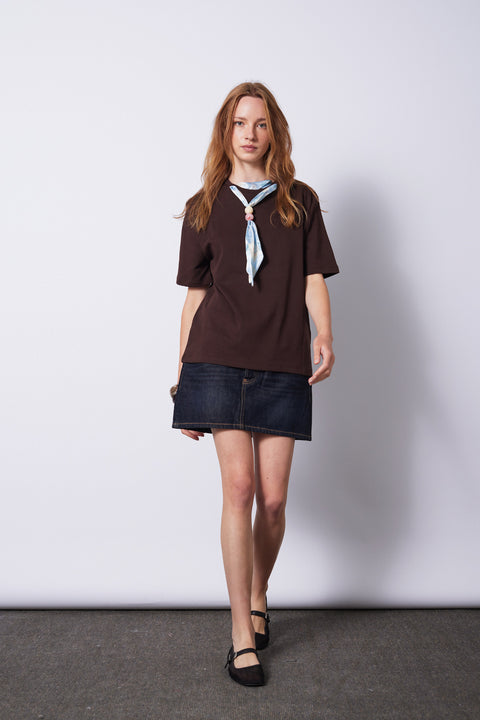 KAHVE — FULARLI BİSİKLET YAKA T-SHIRT