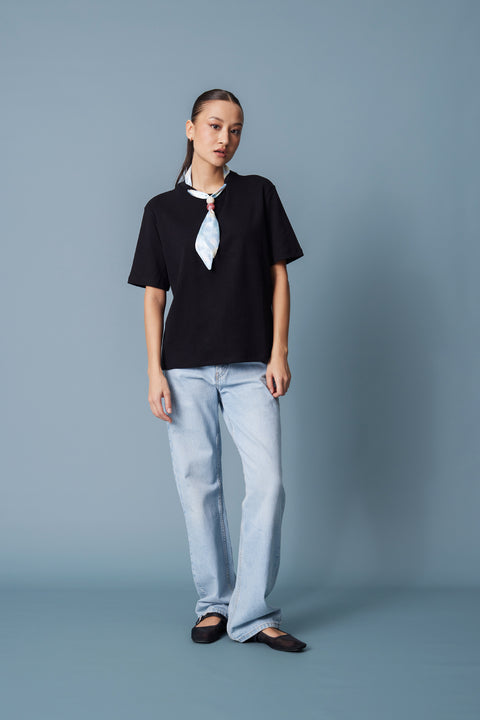 SİYAH — FULARLI BİSİKLET YAKA T-SHIRT