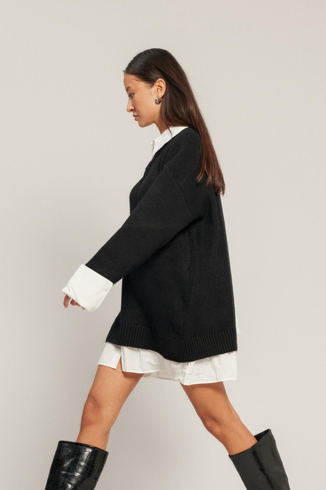 GÖMLEK GÖRÜNÜMLÜ V YAKA ELBİSE