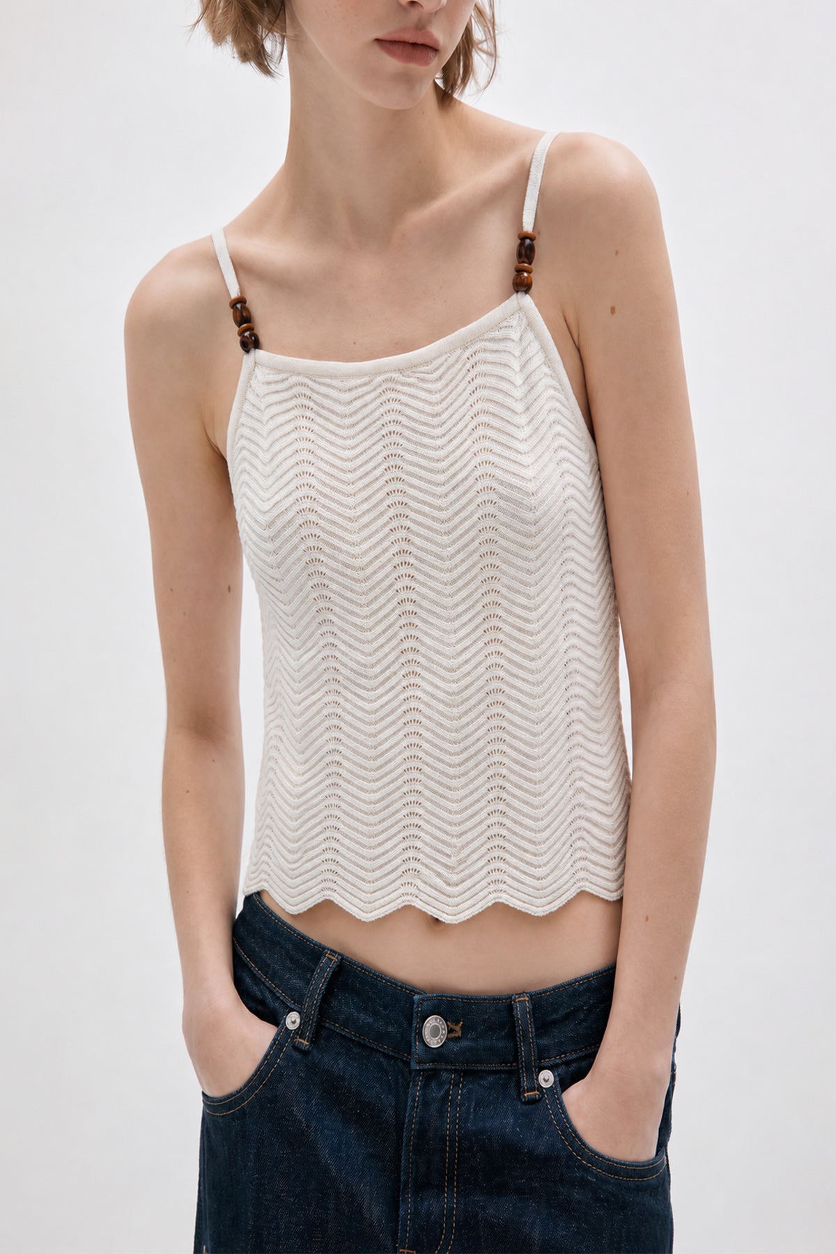 HALTER YAKA BONCUK DETAYLI ASKILI TRİKO TOP