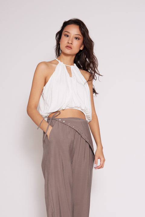 EKRU — Halter Yaka Pencere Detaylı Balon Crop Top