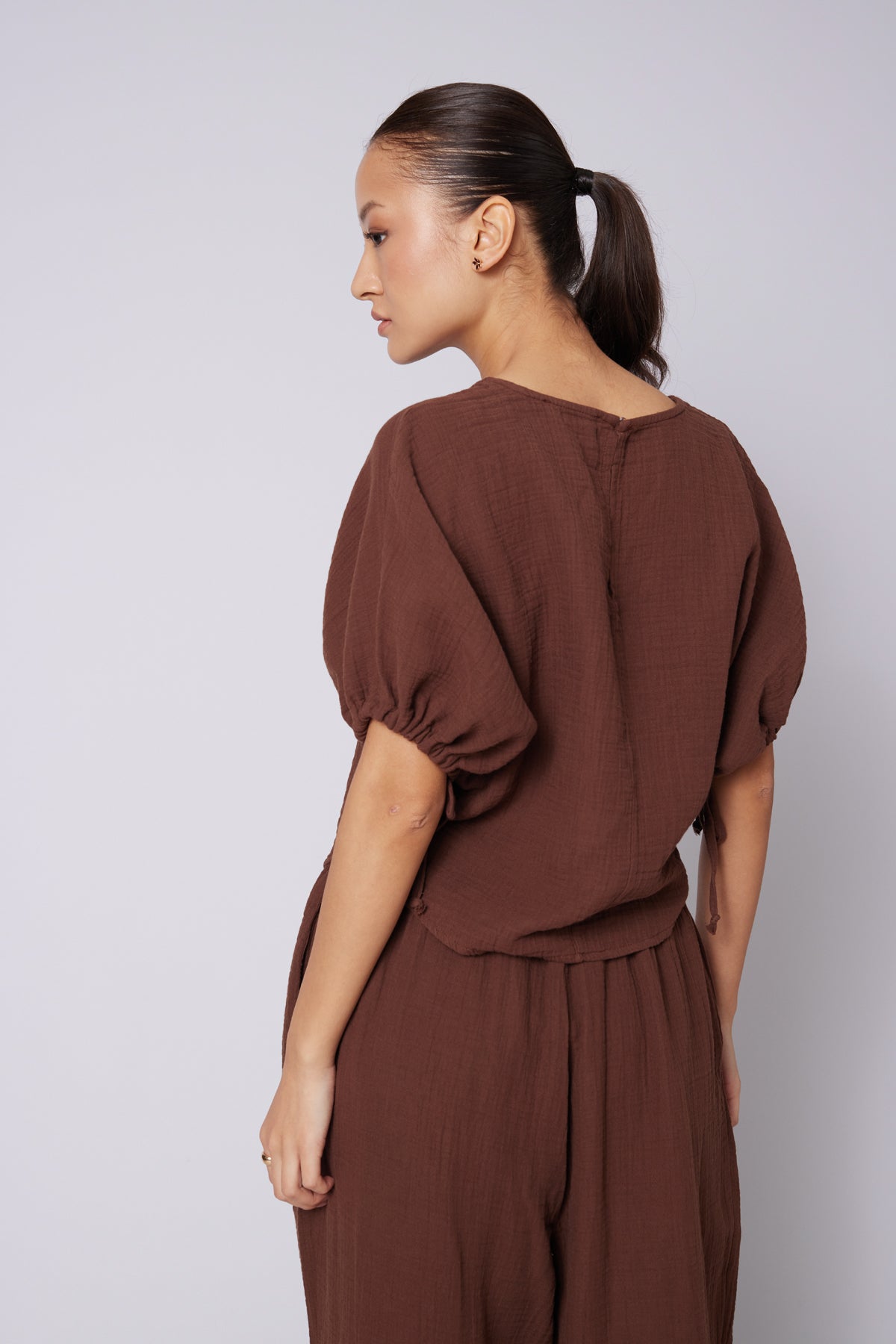 KABARIK KOLLU PAMUKLU BLUZ