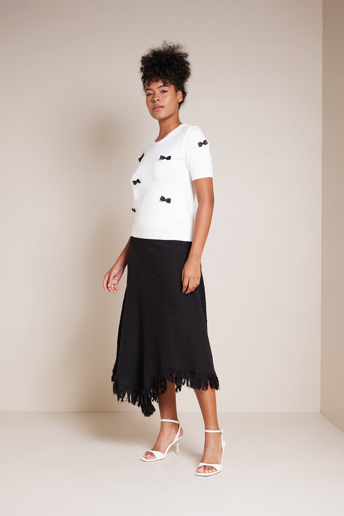 KADIN TRİKO FİYONKLU BLUZ