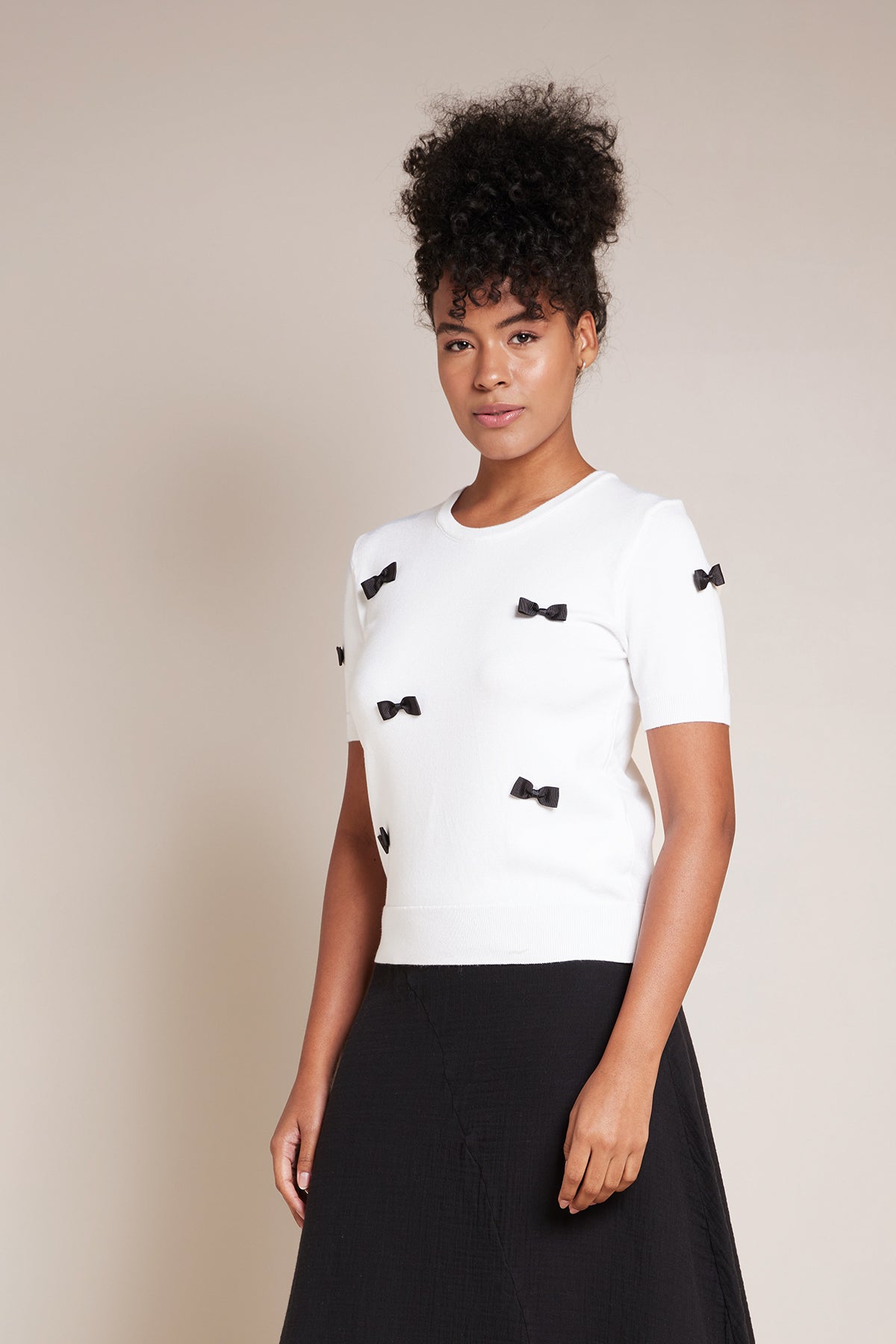 KADIN TRİKO FİYONKLU BLUZ