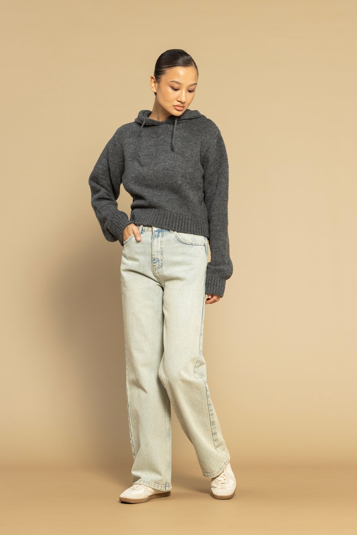 KAPÜŞONLU TRİKO KAZAK