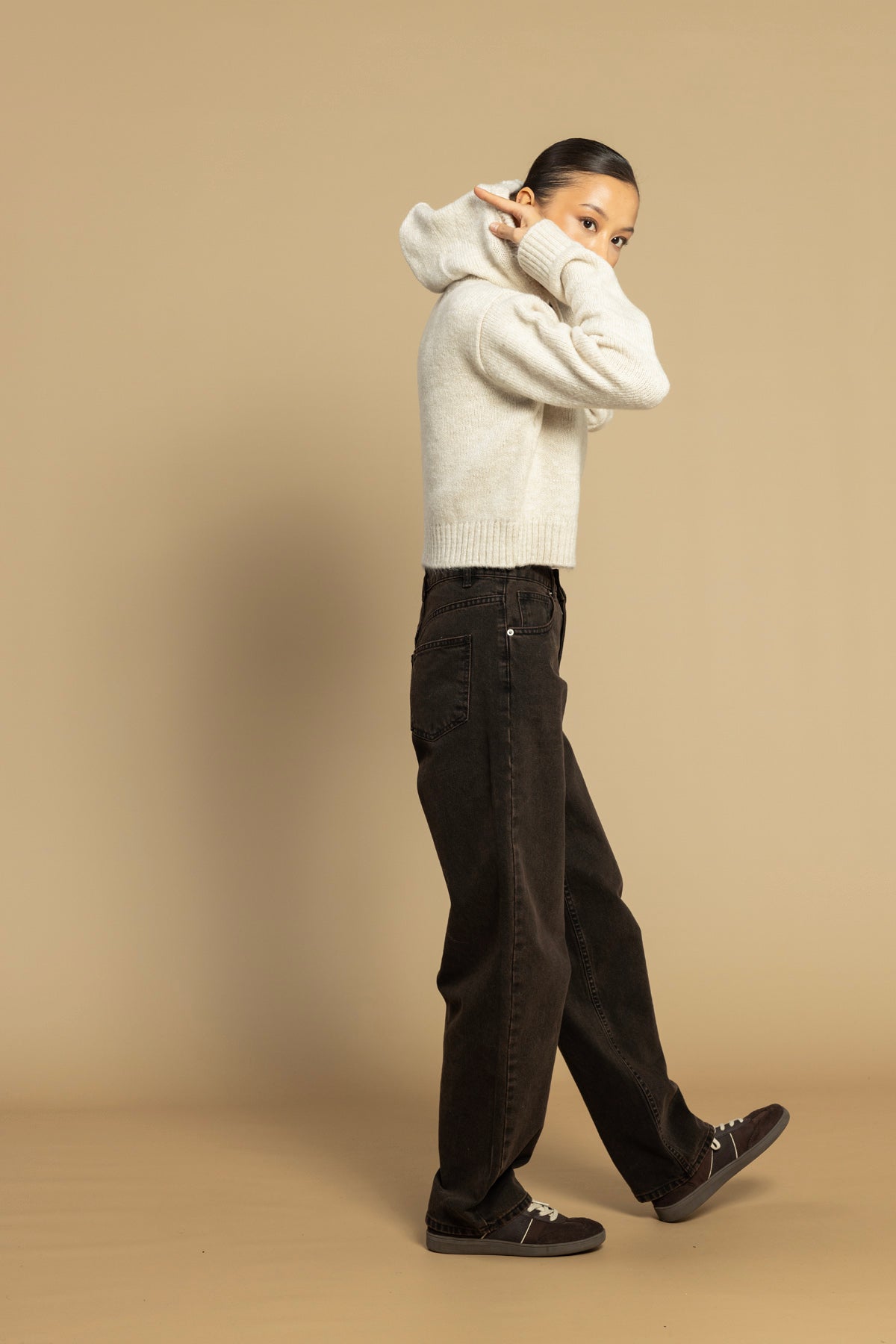 KAPÜŞONLU TRİKO KAZAK