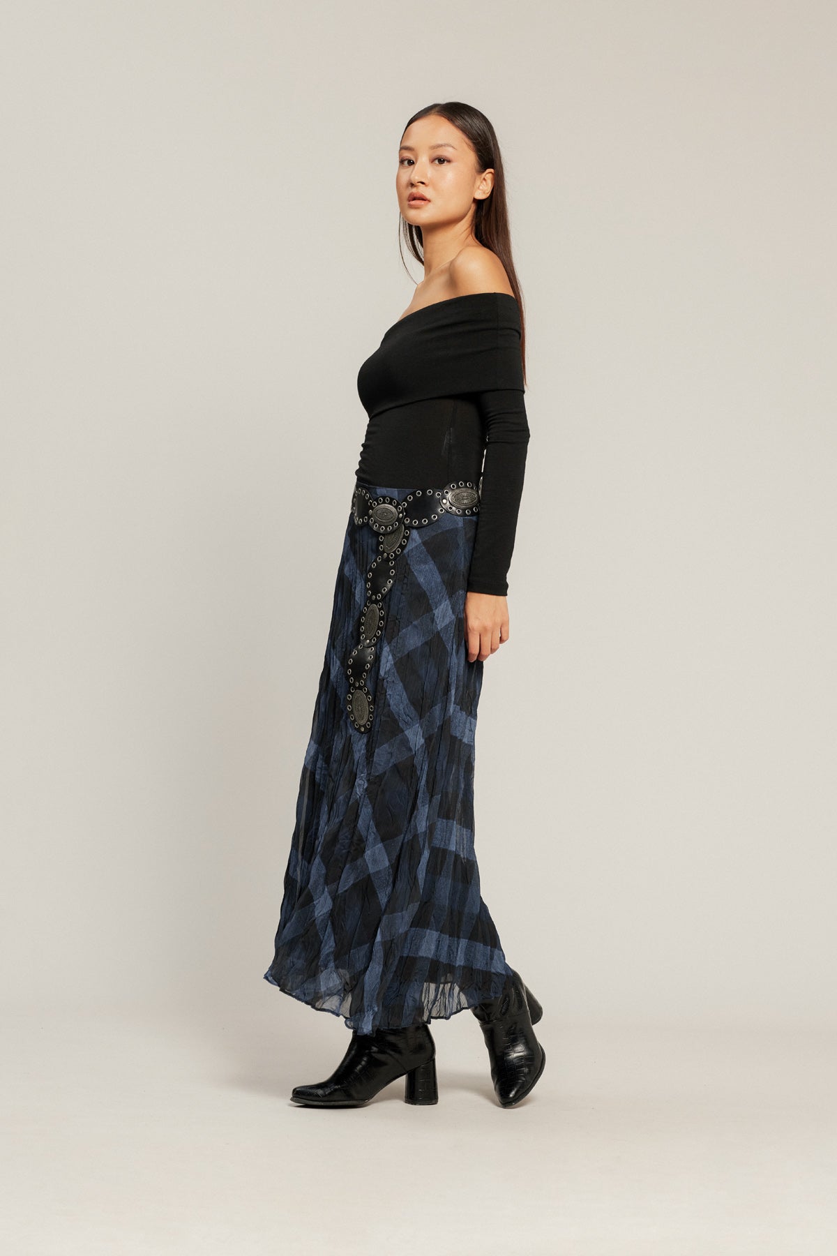 KARELİ MİDİ BOY ETEK