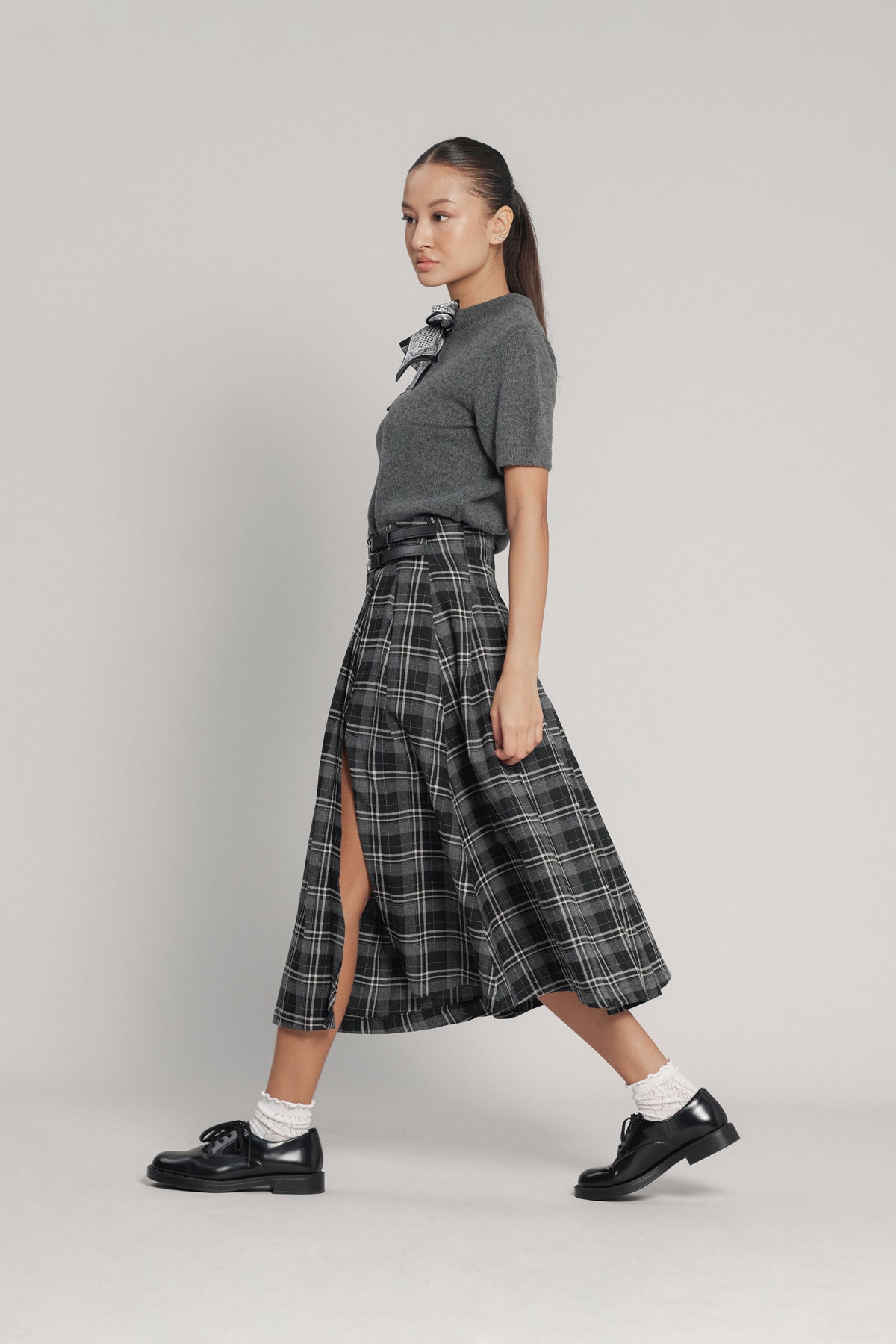 KEMER DETAYLI EKOSE DESENLİ ETEK