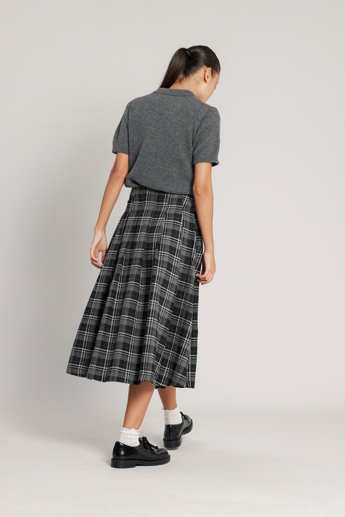 KEMER DETAYLI EKOSE DESENLİ ETEK