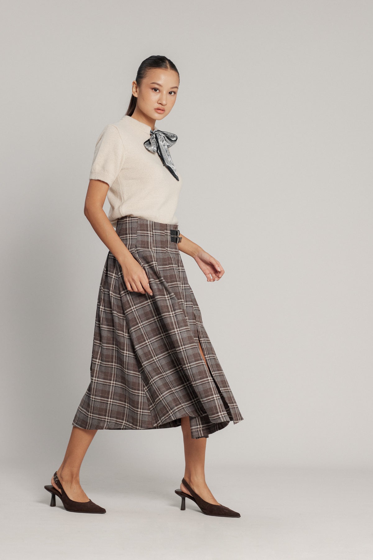 KEMER DETAYLI EKOSE DESENLİ ETEK