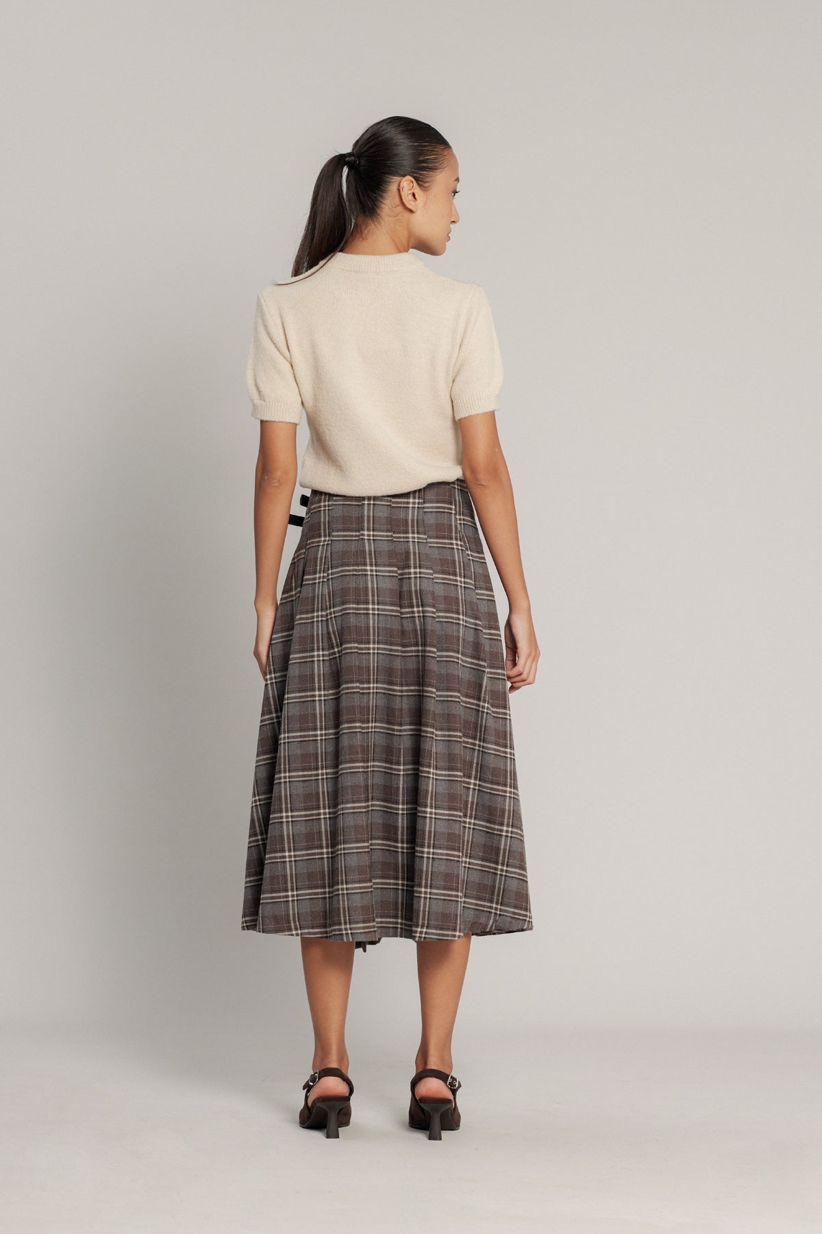 KEMER DETAYLI EKOSE DESENLİ ETEK