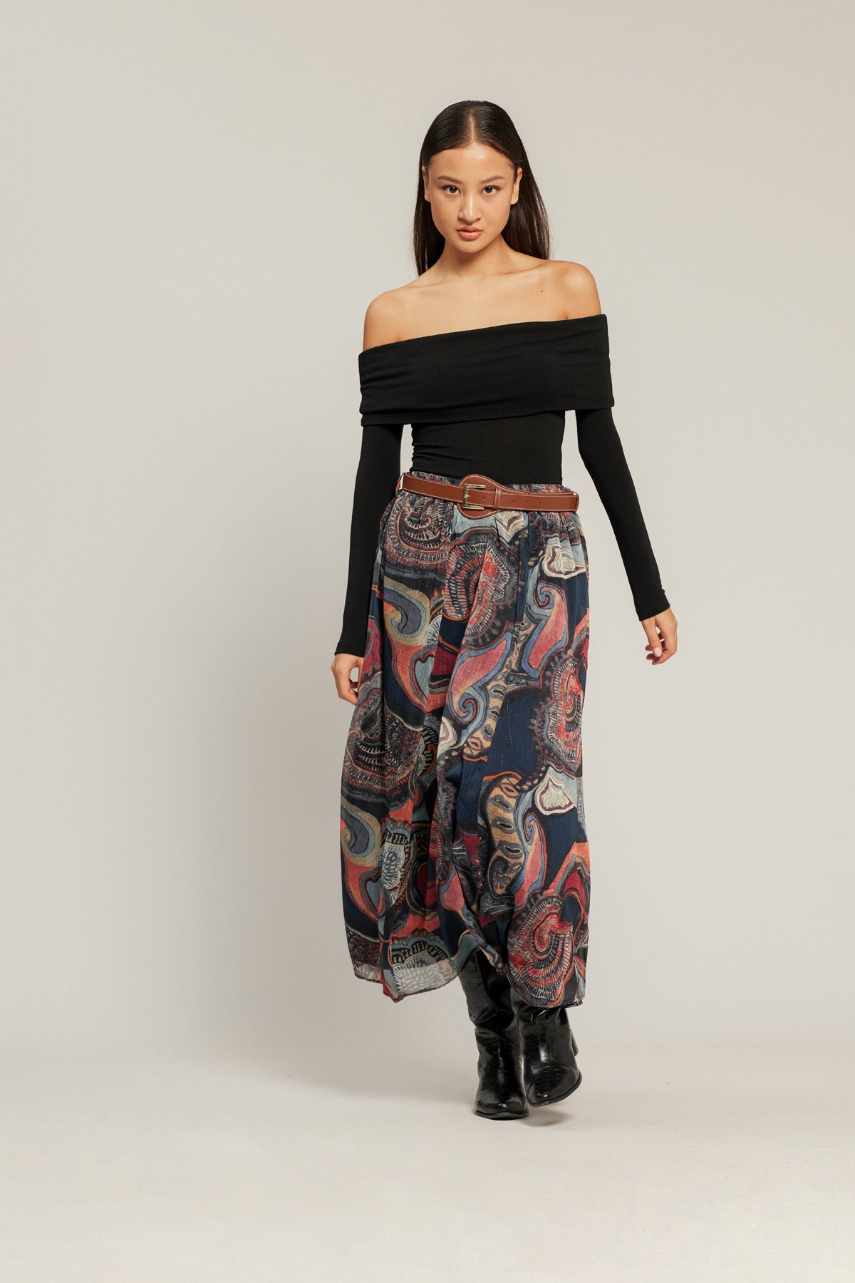 KEMER DETAYLI MİDİ ETEK