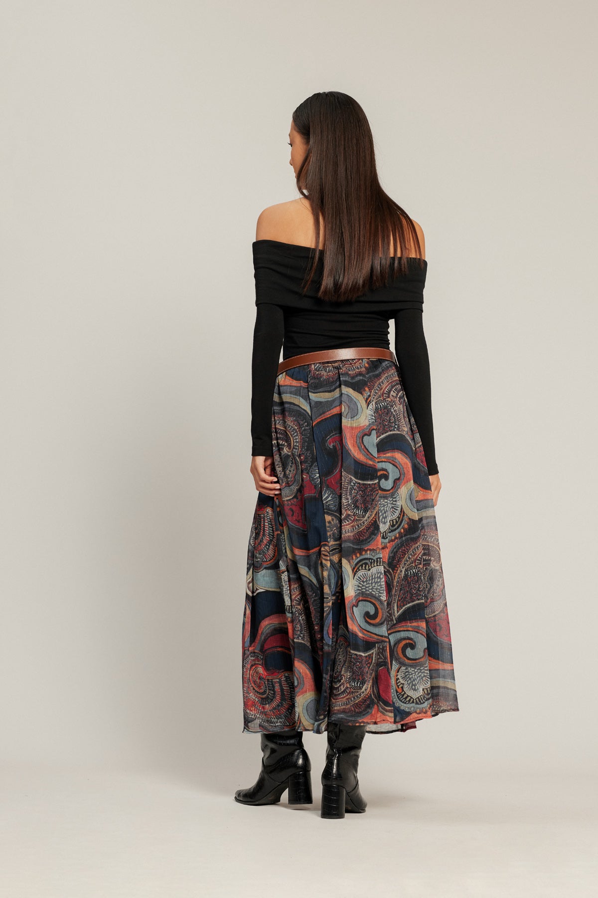 KEMER DETAYLI MİDİ ETEK