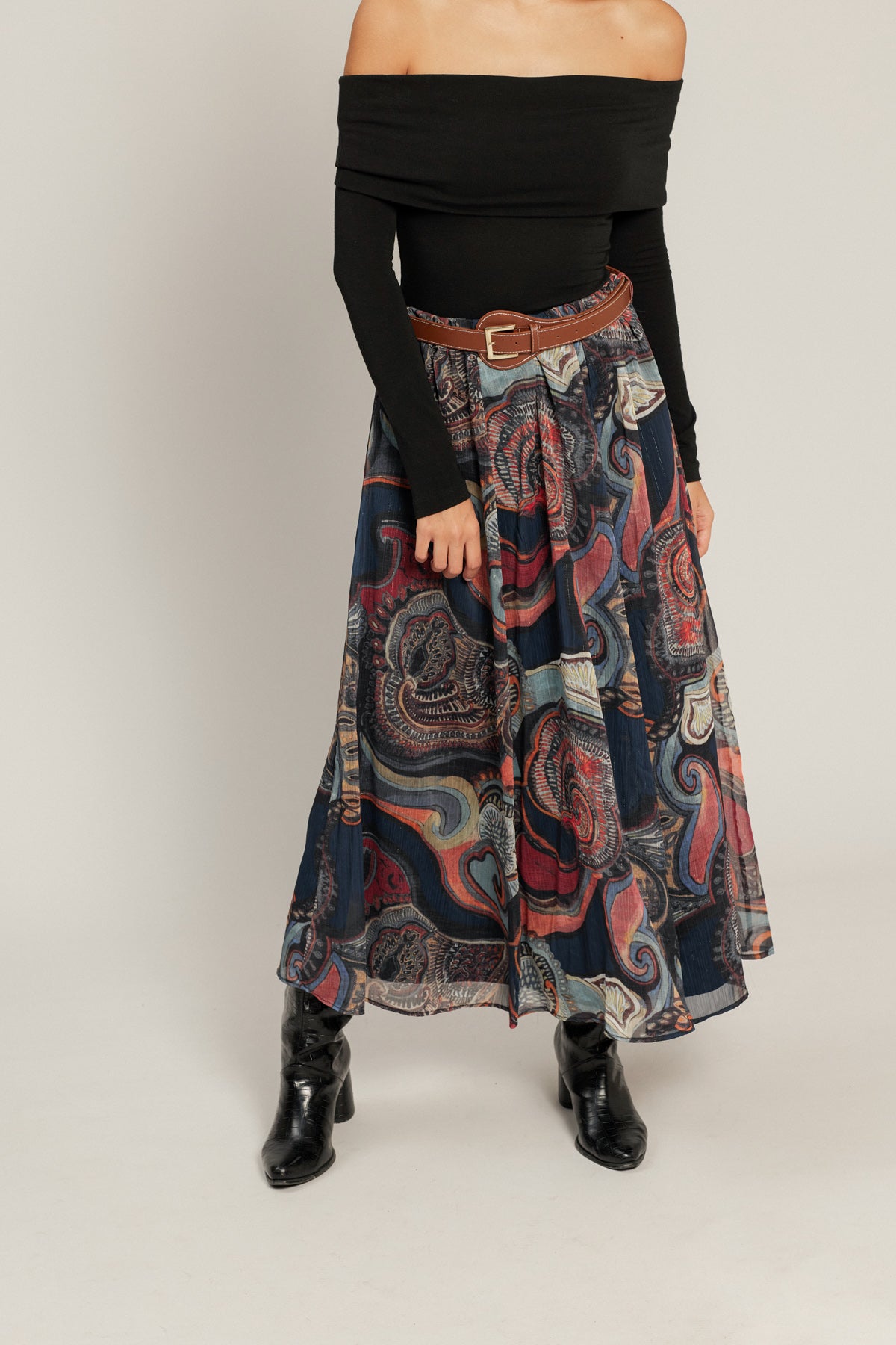 KEMER DETAYLI MİDİ ETEK