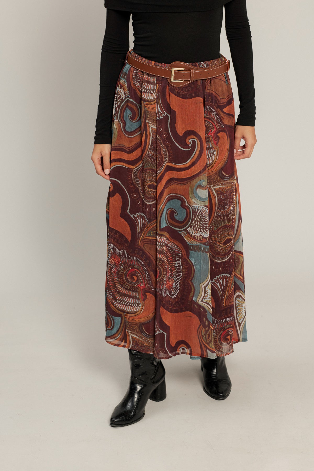 KEMER DETAYLI MİDİ ETEK