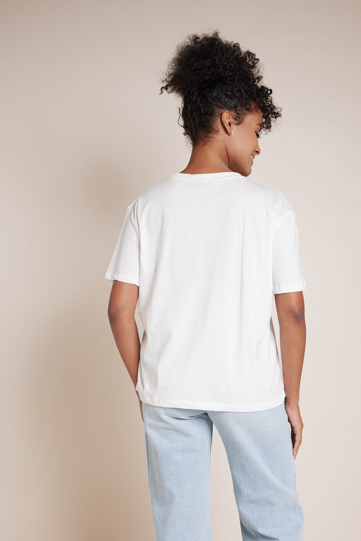 KİRAZ BASKILI BİSİKLET YAKA T-SHIRT