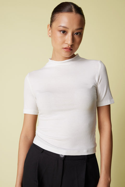 EKRU — KISA KOLLU BASİC T-SHIRT